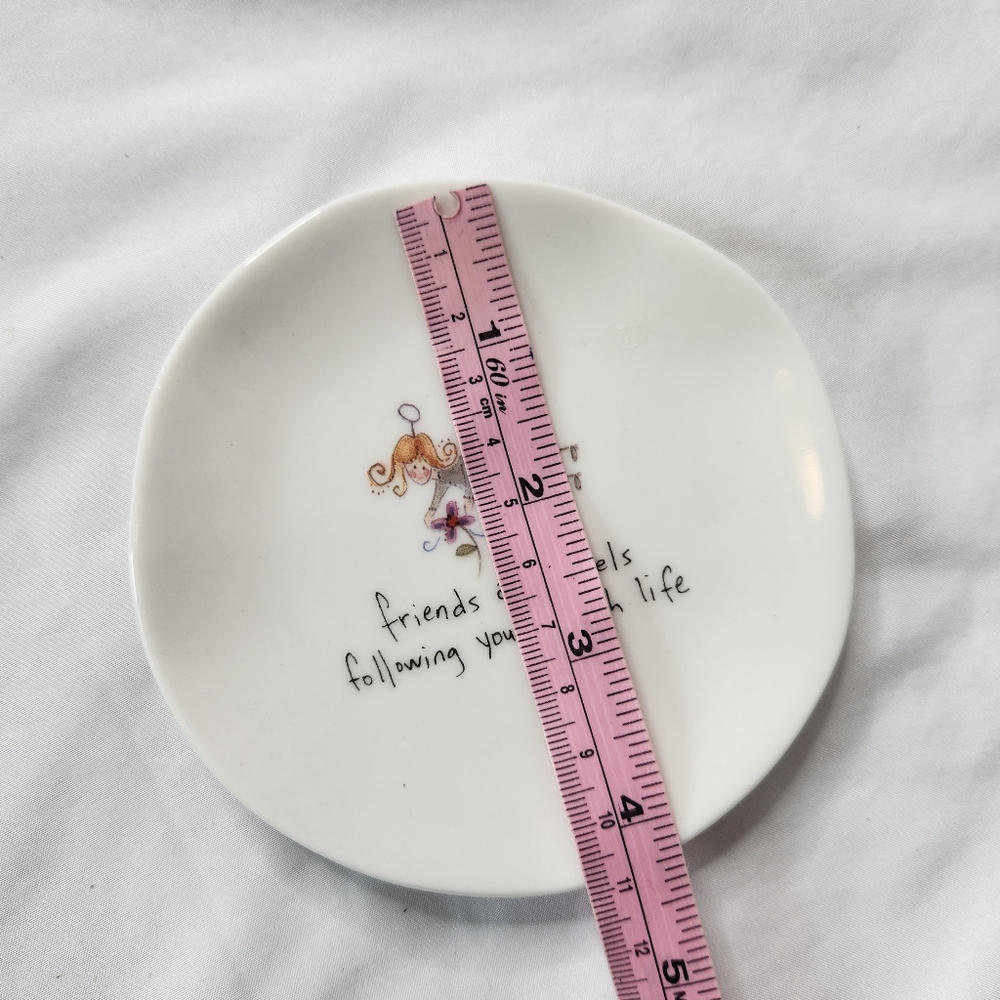 Natural Life White Ceramic Plate with Angel Design Friends - Picture 3 of 3